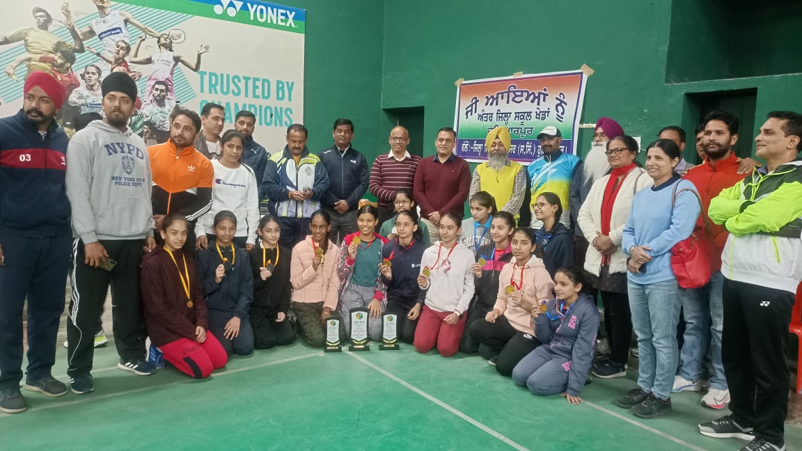 Congratulations – One more Gold Medal our Shuttler Hargun (6th blue) won Gold in Punjab Board state level Competition at Hoshiarpur in team Event